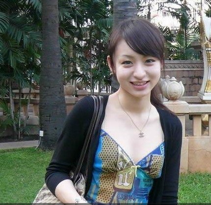 梦中的胴体约会未删减